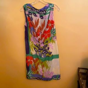 Women’s dress never been worn